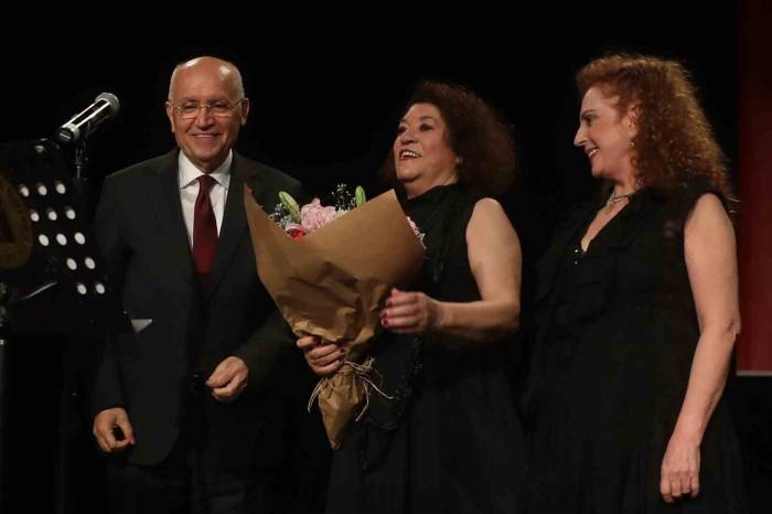 Yenimahalle Belediyesi Nazım’ı Evinde Andı