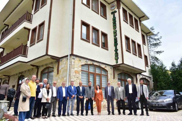 İpekyolu Belediyeler Birliği İnönü’de Toplandı