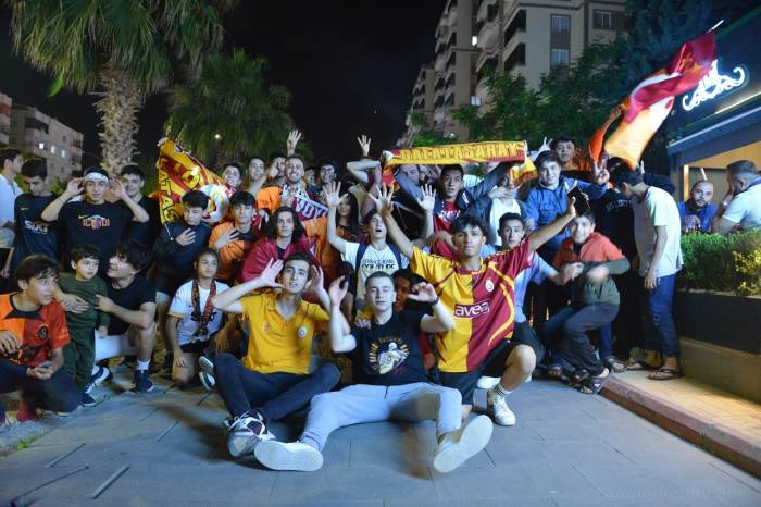 Kahramanmaraş’ta Galatasaray Şampiyonluğu Kutlandı