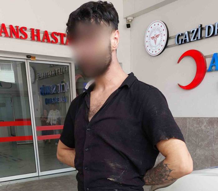 Elinde Bıçakla Dini Nikahlı Eşini Darp Eden Genç Gözaltına Alındı