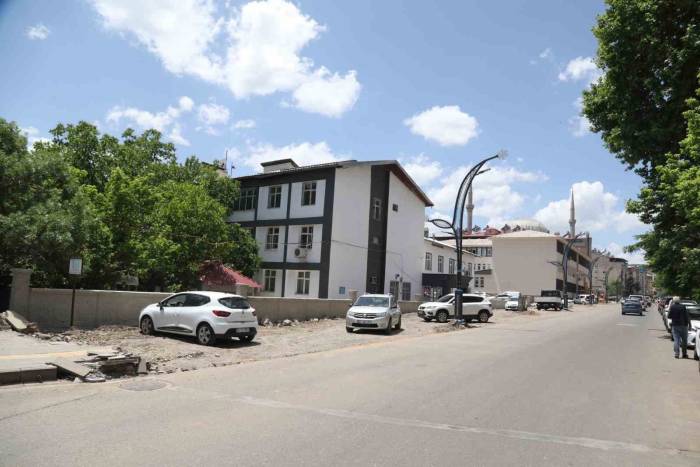 Başkan Arıkan, "bingöl’ün Çehresini Değiştirecek Önemli Projeler Yürütüyoruz"