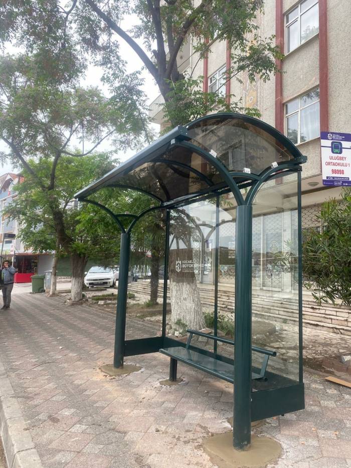 12 İlçede Duraklar Yenileniyor