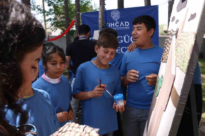 Tekstil Atıklarından Göbeklitepe Tablosu Yaptılar