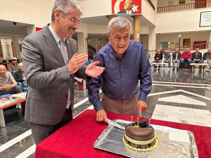 Çopuroğlu’ndan Huzurevi Ziyareti