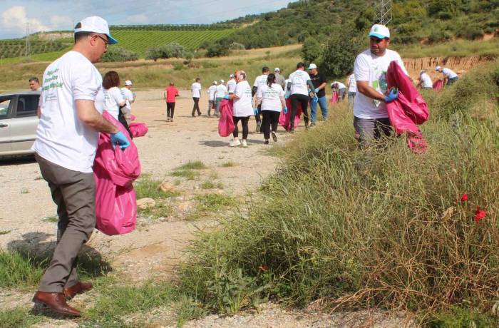 Doğanın Yaşaması İçin Temizlik Yaptılar