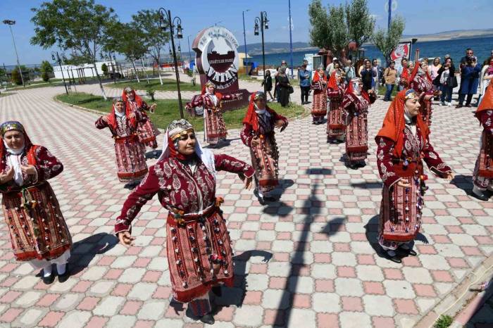 Lapseki’de ‘hayat Boyu Öğrenme Haftası’ Etkinliği Düzenlendi