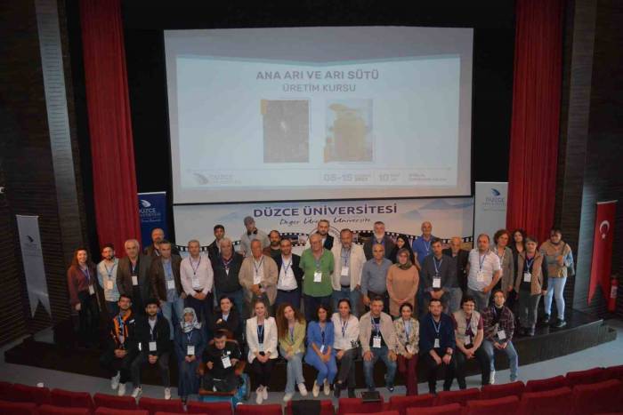 Arıcılara Ana Arı Ve Arı Sütü Üretim Kursu