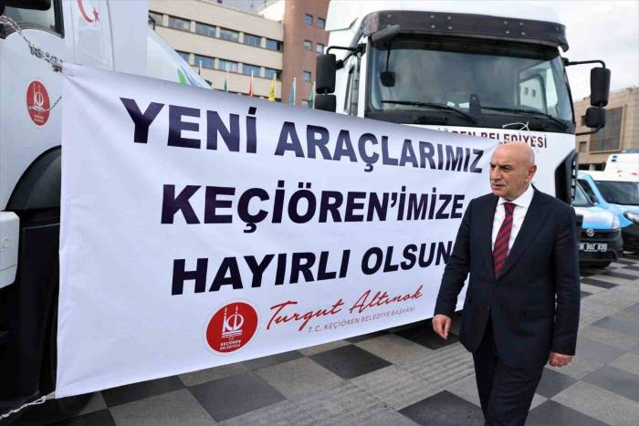 Keçiören’de Yeni Hizmet Araçları Sergileniyor