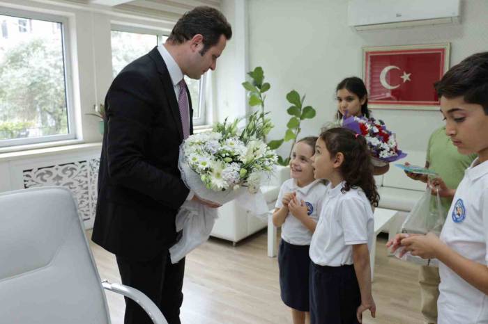 Minik Yazarlar, Milli Eğitim Müdürü Çay İle Buluştu