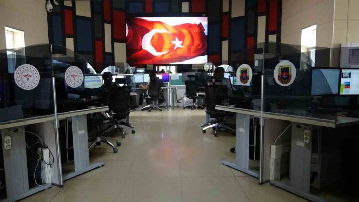 Niğde 112 Acil Çağrı Merkezi 3 Ayda 61 Bin 400 Çağrıyı Cevapladı