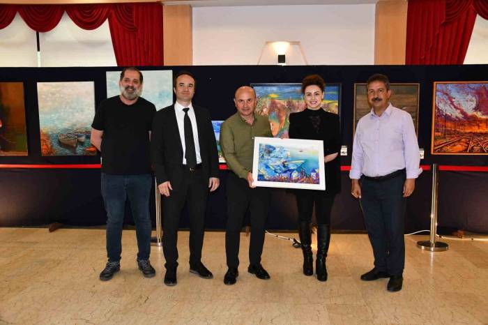 Altınova Uluslararası İpekyolu Resim Sergisi Açıldı