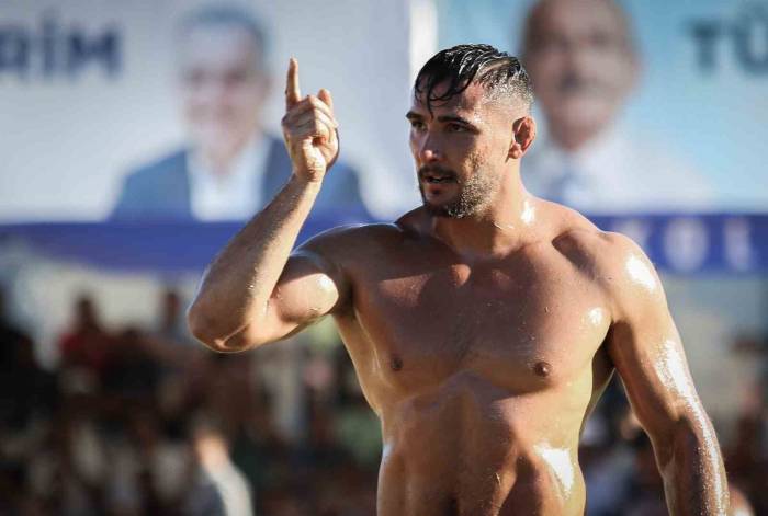 661. Kırkpınar Yağlı Güreşleri Başpehlivanlığı El Değiştiriyor