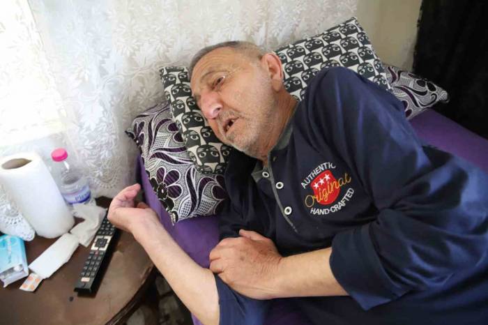 ’ay Lav Yu’ Filmi Gerçek Oldu, 74 Yıldır Kimliksiz Yaşıyor