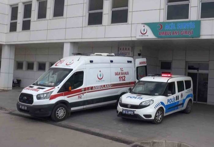 Pazara Alışverişine Gittiler, Kavgada Tüfekle Vuruldular: 5 Yaralı