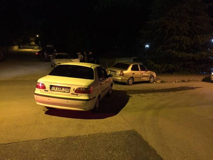 İki Otomobilin Çarpıştığı Kazada Sürücü Alkollü Çıktı