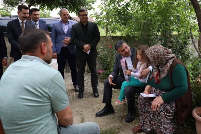 Vali Atay, Sorunları Yerinde Dinliyor