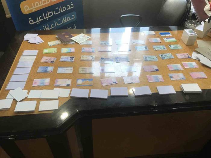 İstanbul’da Sahte Pasaport Ve Kimlik Operasyonu: 2 Gözaltı