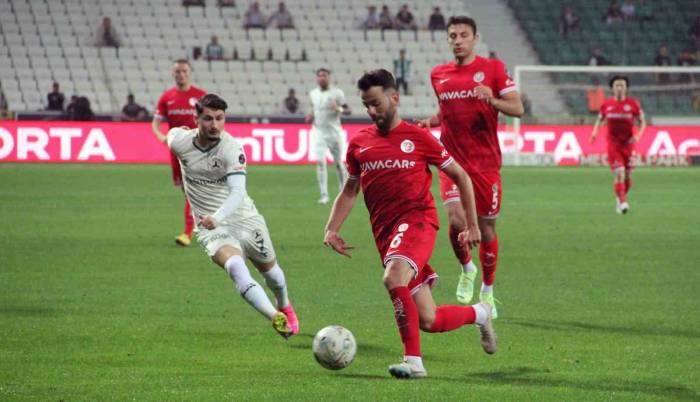Spor Toto Süper Lig: Giresunspor: 1 - Fta Antalyaspor: 0 (ilk Yarı)
