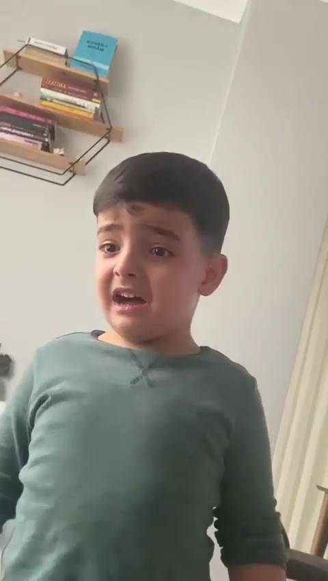 Erdoğan Aşığı Çocuğa Seçim Şakası