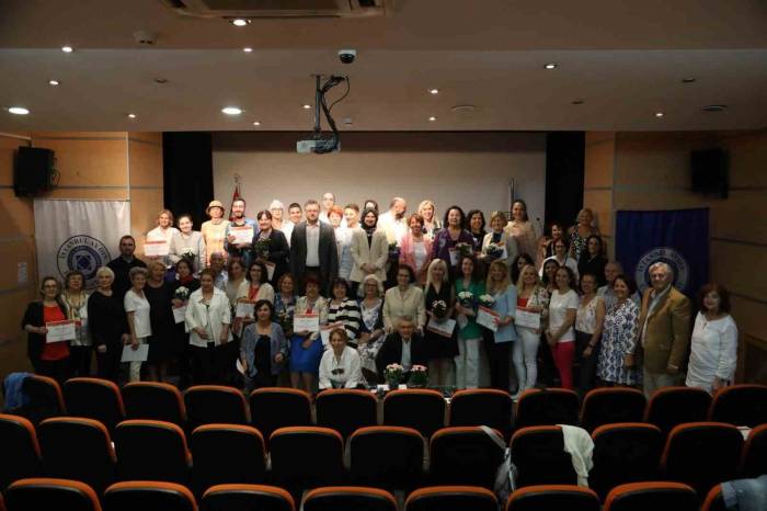 Yaklaşık Yarım Asır Sonra Tekrar Üniversite Öğrencisi Oldular