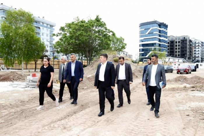 Başkan Dinçer: “modern Kent Kimliğine Yakışır Bir Sosyal Donatı Alanı İnşa Ediyoruz”