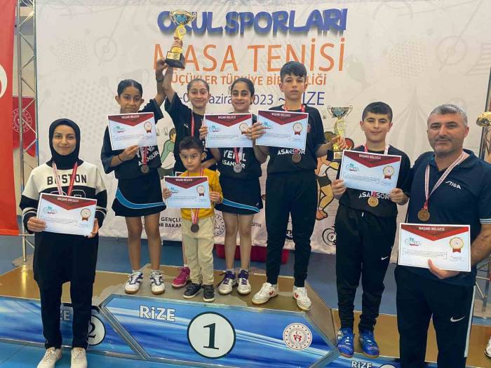 Batman, Masa Tenisi Türkiye Finallerinde Derece Elde Etti