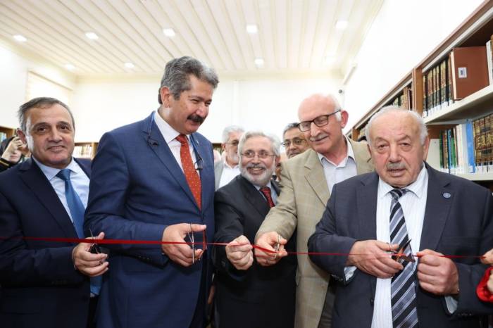 Duayen Edebiyatçı Prof. Dr. Kemal Yavuz’a Vefa