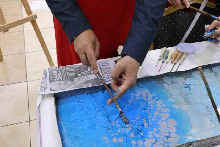 Kaymakam Rüstemoğlu Ve Başkan Şimşek’ten Ebru Gösterisi