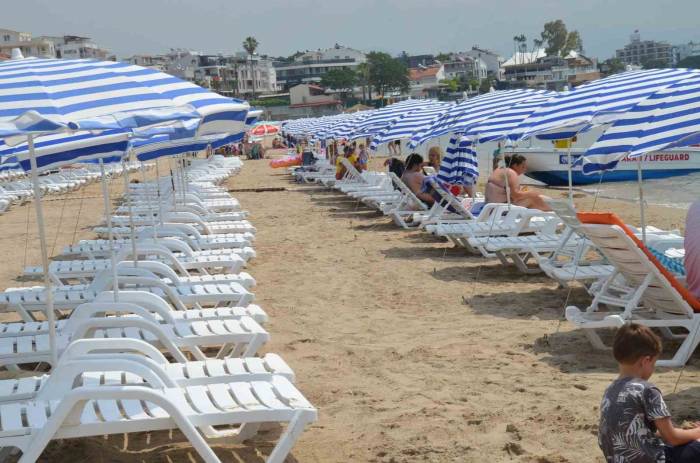 Haziranda Didim Sahilleri Boş Kaldı