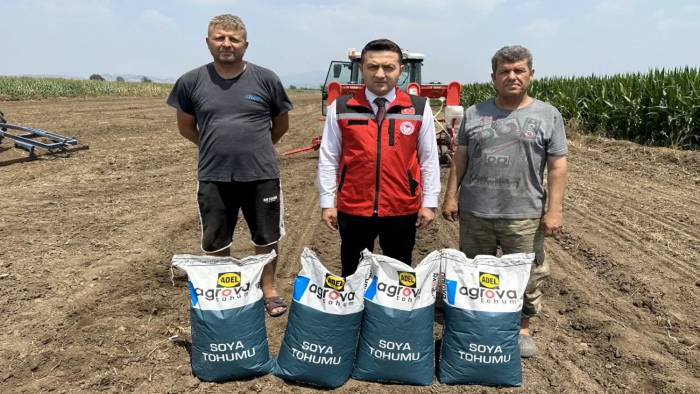 Osmaniye’de 41,7 Ton Soya Tohumu Toprakla Buluştu