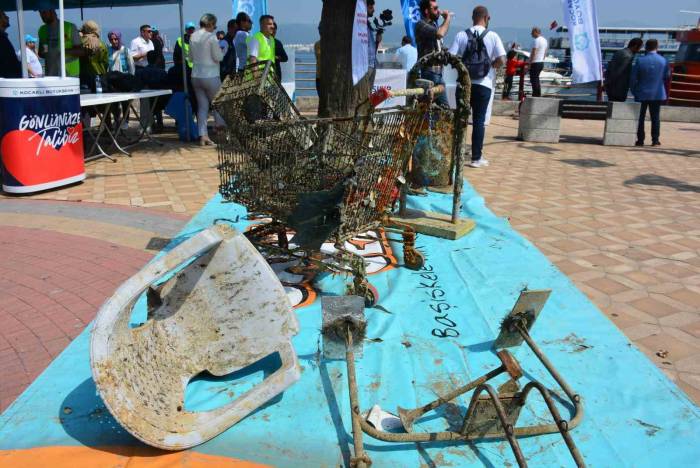 Hurdalık Değil, İzmit Körfezi’nin Dibi