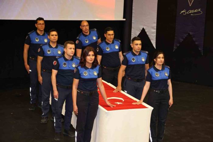 Marmaris’te 8 Zabıta Asil Memurluğa Geçti