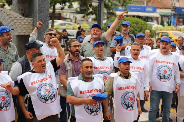Menderes Belediyesi İşçileri Grev Kararı Aldı