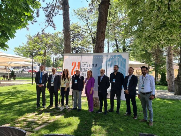 Belgesel Festivaline 102 Ülkeden Katılım