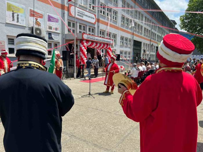 Trabzon’da Mezuniyet Heyecanı