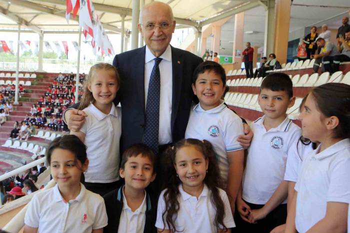 Yenimahalleli Çocuklar Çevre Şenliği’nde Buluştu