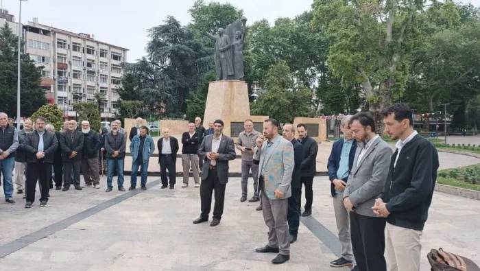 Hacı Adayları Kutsal Topraklara Uğurlandı