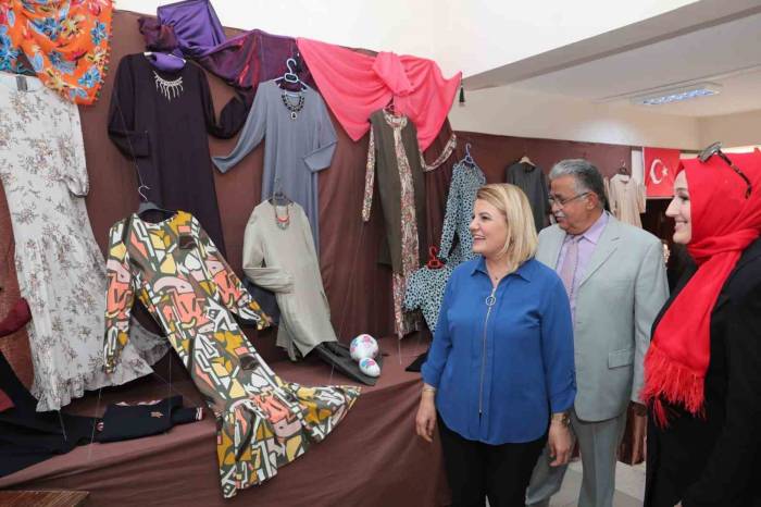 Üreten Kadınların Sergisi