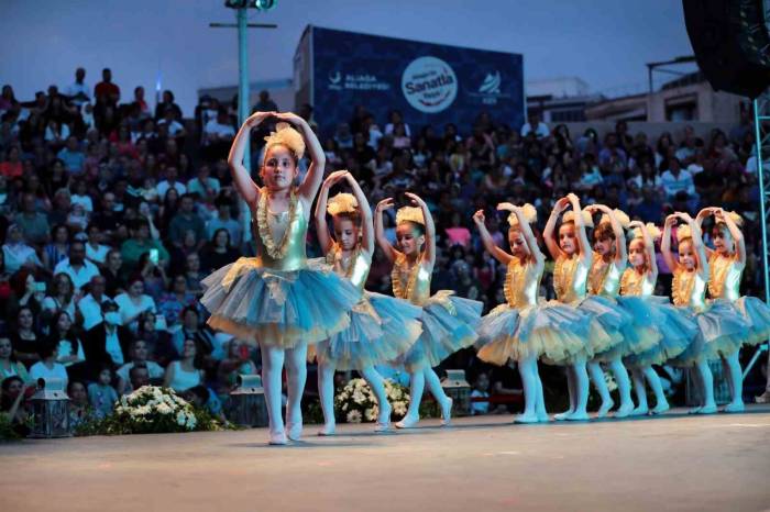 Aliağa Belediyesinden Yıl Sonu Etkinlikleri