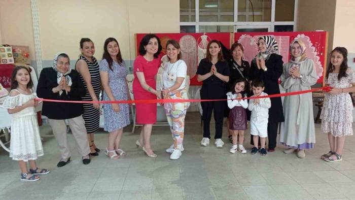 Aydınlı Anneler Emeklerini Görücüye Çıkardı