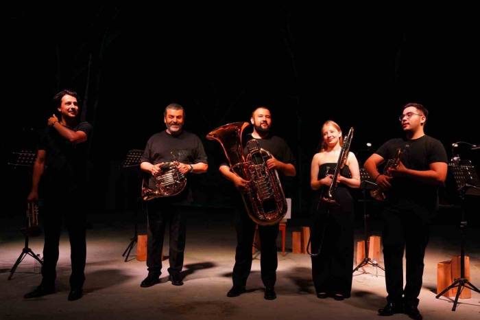 Ayvalık’ta 9. Aıma Müzik Festivali Başladı