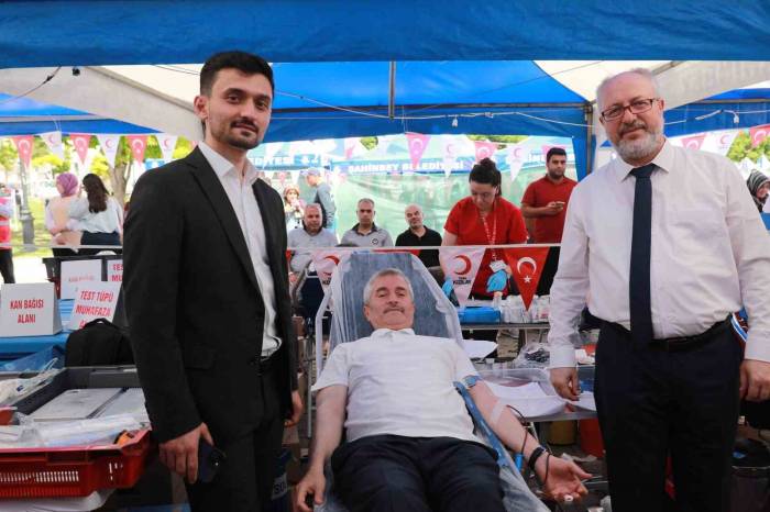 Gaziantep’te Kızılay’a Bir Günde 5 Bin 989 Ünite Kan Bağışı Yapıldı