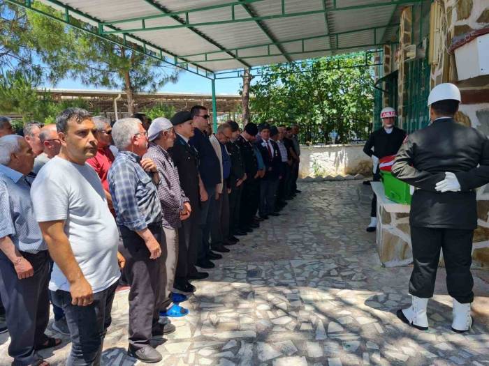 Söke’de Kıbrıs Gazisi Son Yolculuğuna Uğurlandı