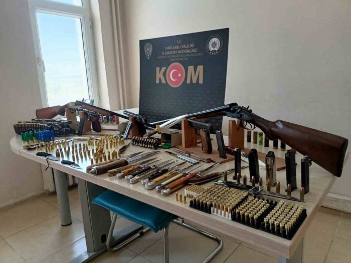 Kırklareli’nde Kaçakçılık Operasyonunda 14 Şüpheli Yakalandı