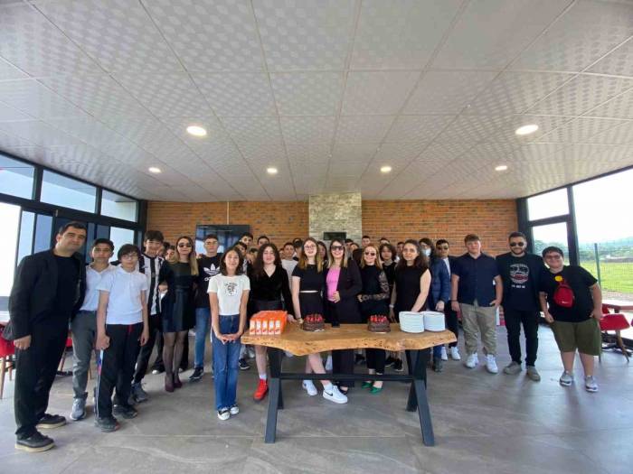 Gelenek Yine Bozulmadı