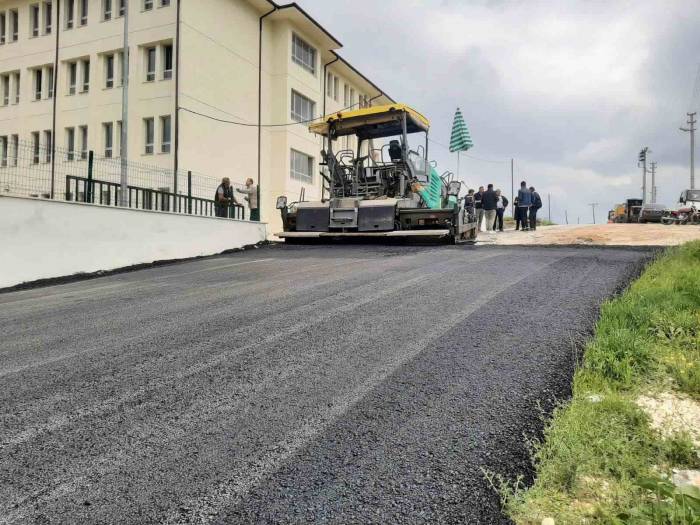 Pazaryeri’nde Sıcak Asfalt Dökümü İçin Çalışmalara Başlanıldı