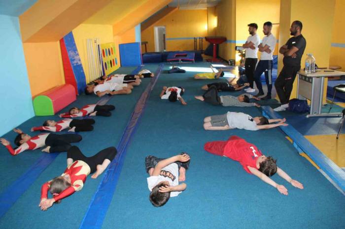 Şırnaklı Cimnastikçilerin Hedefi Milli Takım