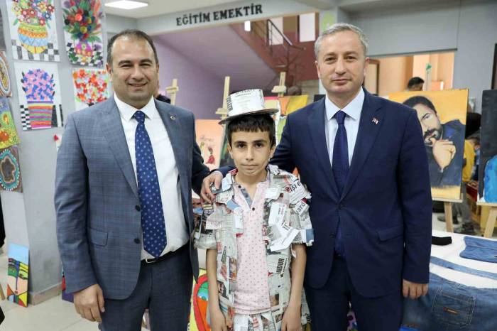 Ağrı’da “sıfır Atık Geri Dönüşüm Sergisi” Açıldı