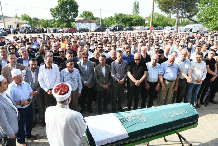 Ak Parti Çanakkale Milletvekili Ayhan Gider’in Babası Toprağa Verildi