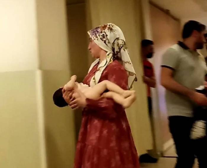 Üzerine Kakao Dökülen Bebek Yaralandı